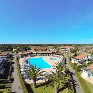 3* Vakantiepark Villaggio Turistico La Cecinella